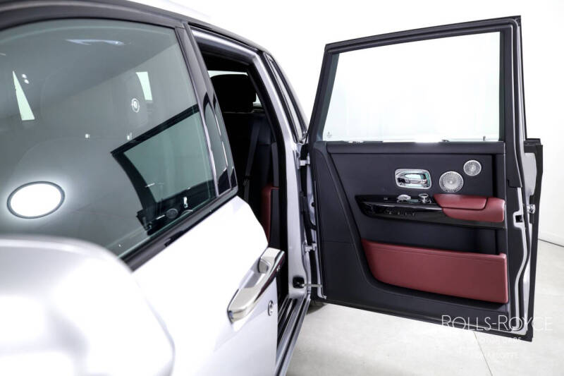 2024 Rolls-Royce Phantom