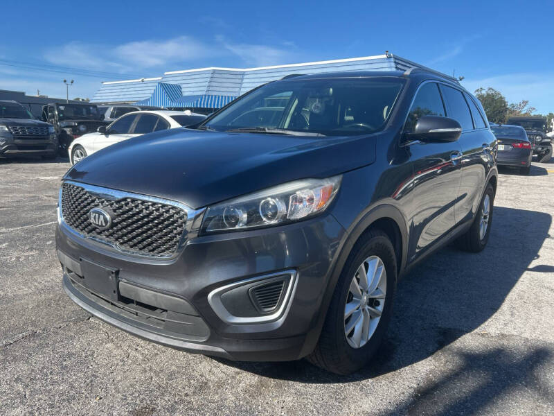 2017 Kia Sorento LX