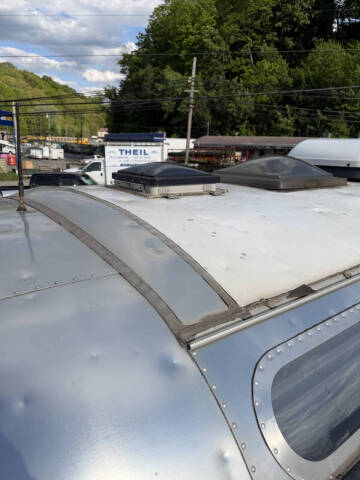 2016 Airstream 25FB