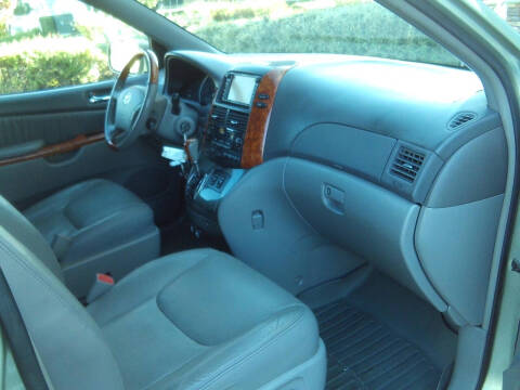 2008 Toyota Sienna XLE Limited