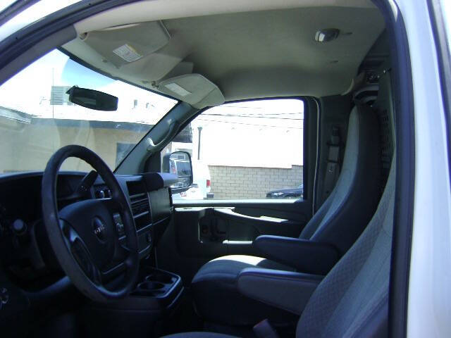2014 GMC Savana 2500