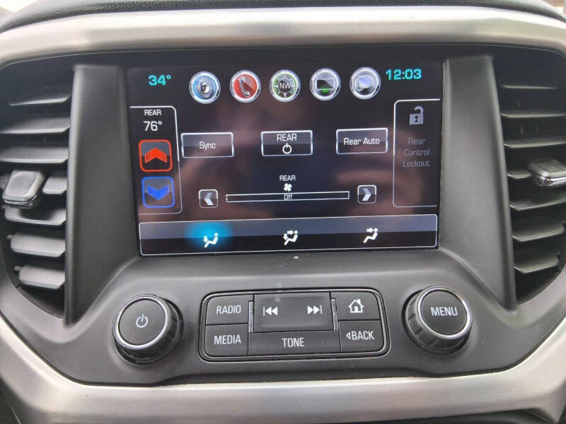 2017 GMC Acadia SLE-2