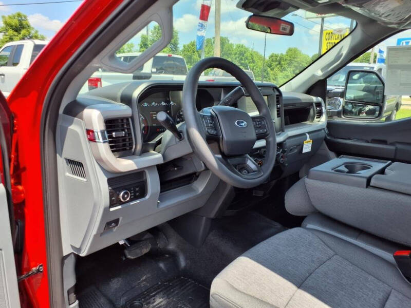 2025 Ford F-250 Super Duty XL