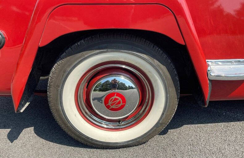 1948 Willys Jeepster