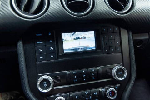 2021 Ford Mustang EcoBoost