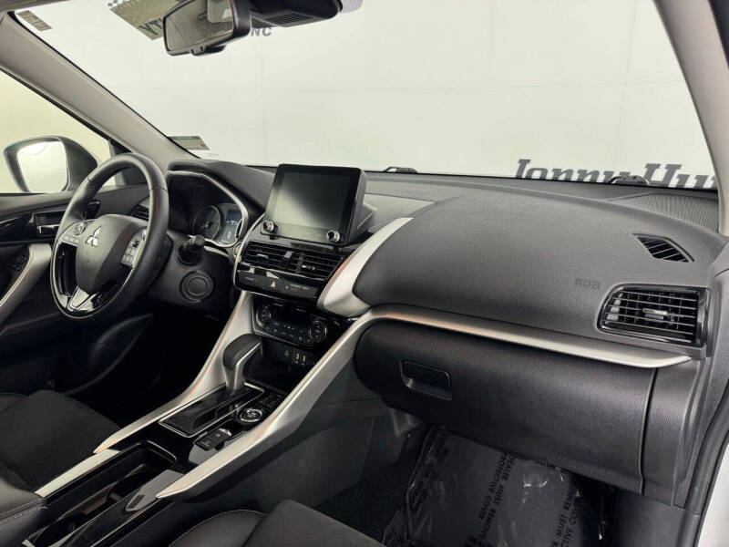 2025 Mitsubishi Eclipse Cross SE