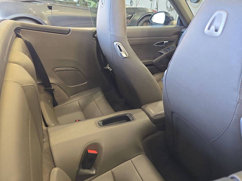 2018 Porsche 911 Carrera