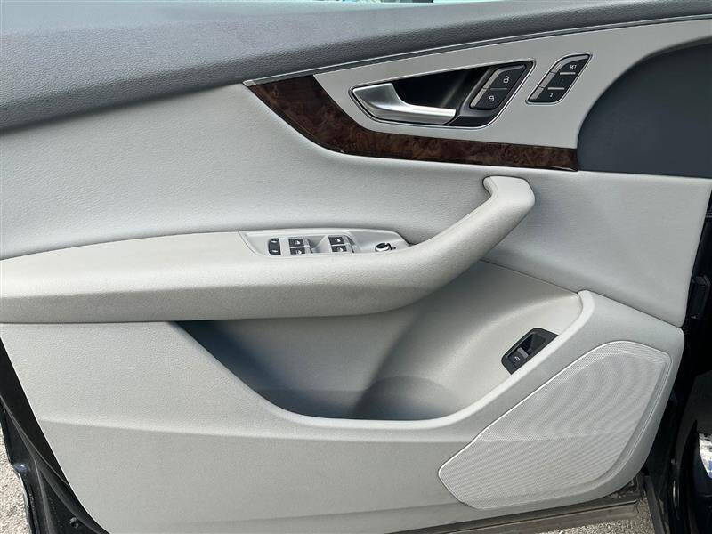 2017 Audi Q7 2.0T quattro Premium Plus