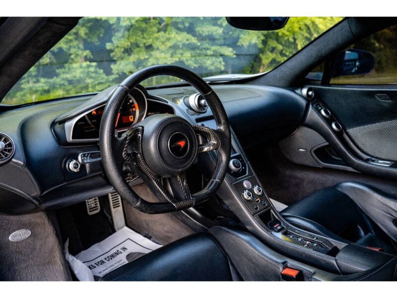 2012 McLaren MP4-12C