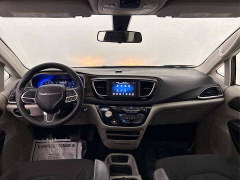 2018 Chrysler Pacifica LX