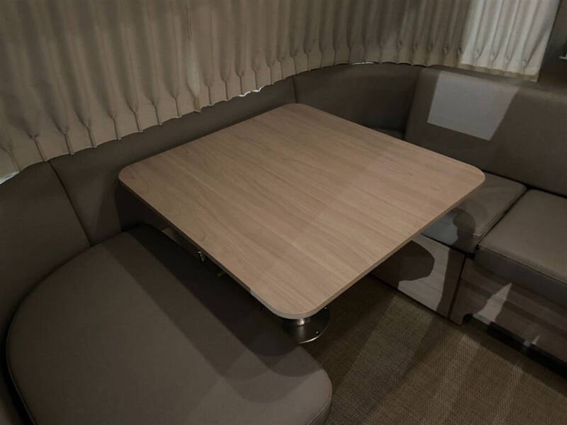 2018 Airstream GLOBETROTTER -