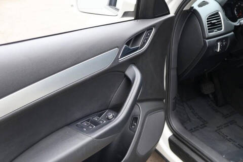 2015 Audi Q3 2.0T Premium Plus