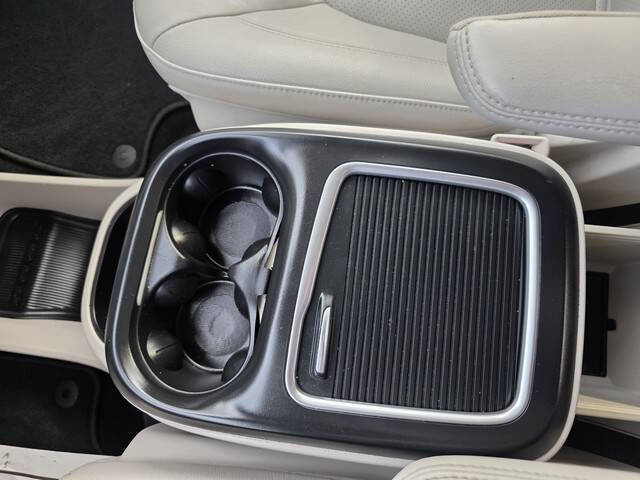 2021 Chrysler Pacifica Touring L