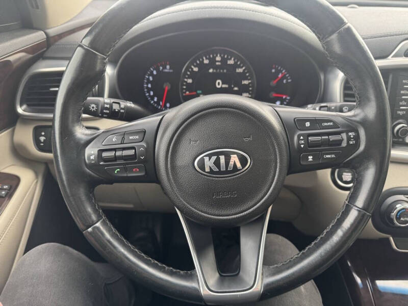 2017 Kia Sorento EX V6