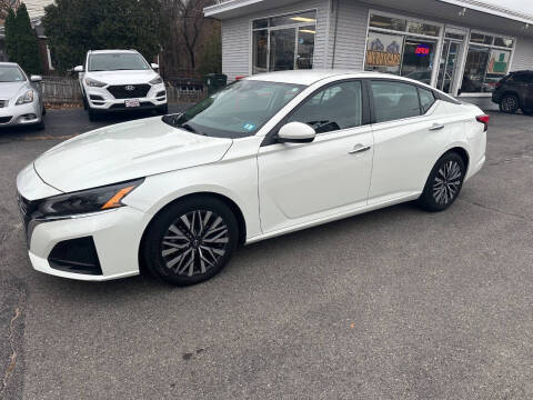 2023 Nissan Altima 2.5 SV