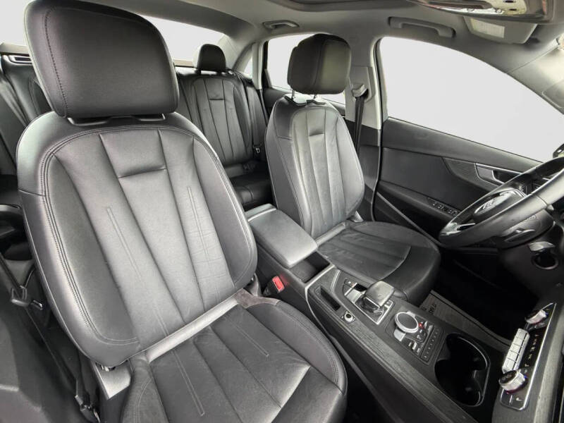 2017 Audi A4 2.0T quattro Premium Plus