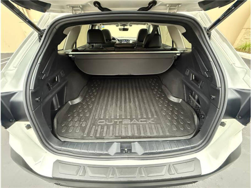 2020 Subaru Outback Onyx Edition XT