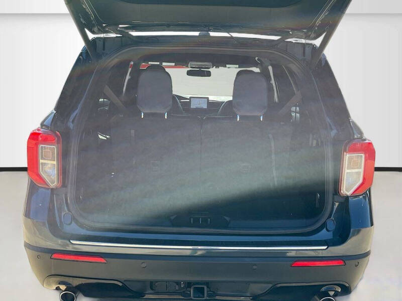 2024 Ford Explorer ST-Line