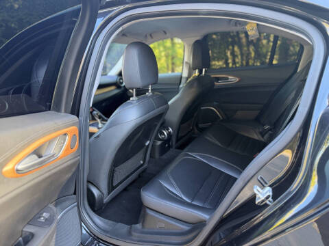 2017 Alfa Romeo Giulia Ti