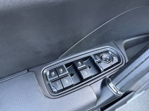 2018 Porsche Cayenne Platinum Edition