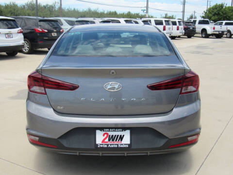 2019 Hyundai Elantra SE