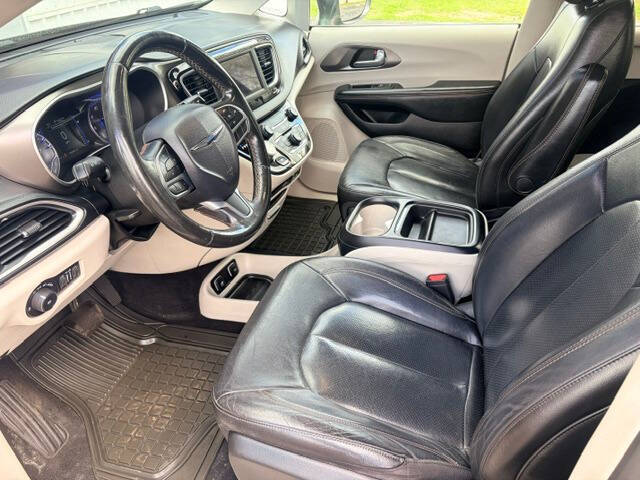 2020 Chrysler Pacifica Touring L