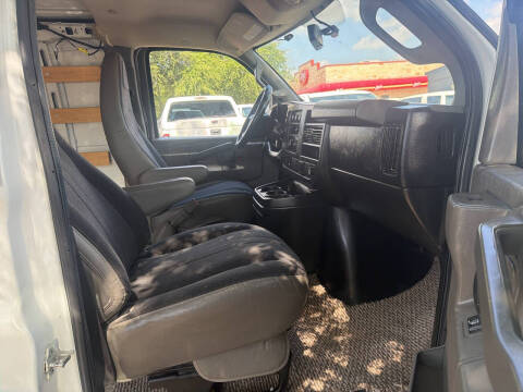 2018 GMC Savana 2500