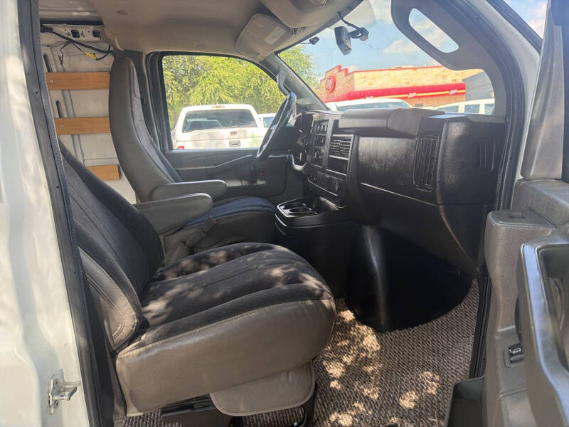 2018 GMC Savana 2500