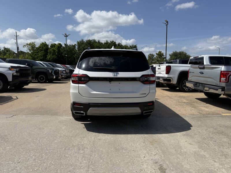 2024 Honda Pilot Touring