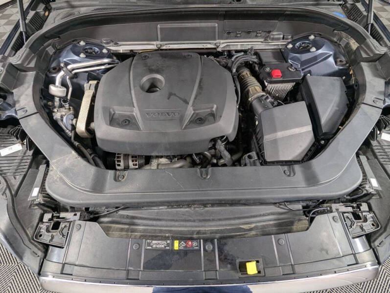 2019 Volvo XC60 T6 Momentum