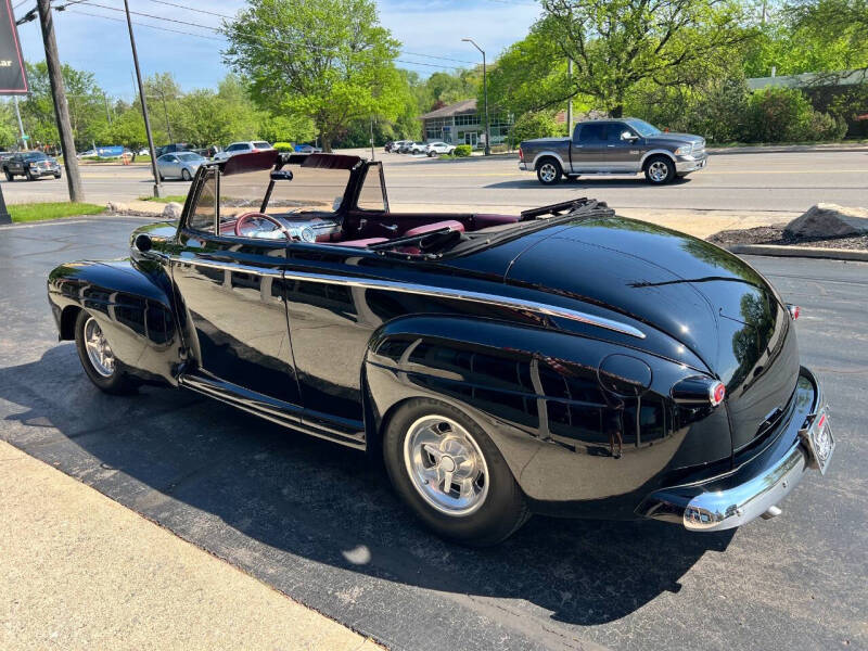 1947 Ford Super Deluxe