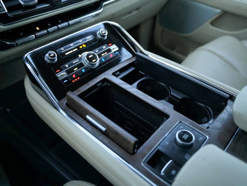 2020 Lincoln Navigator L Reserve