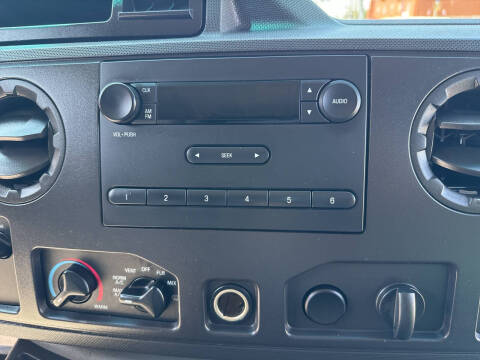 2009 Ford E250 CARGO VAN