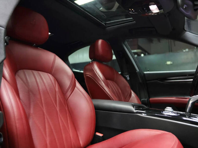 2021 Maserati Ghibli GranLusso