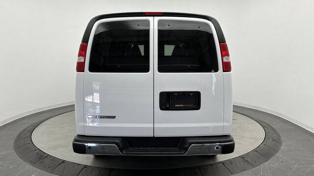 2024 Chevrolet Express LT 3500