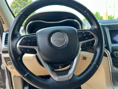 2019 Jeep Grand Cherokee Laredo