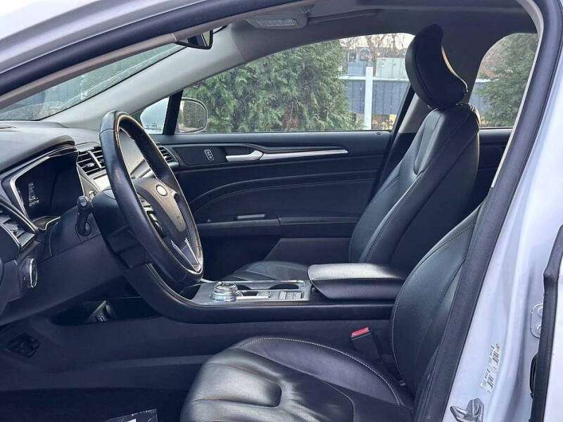 2019 Ford Fusion Hybrid Titanium