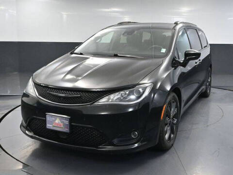 2019 Chrysler Pacifica Touring L Plus