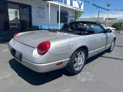 2005 Ford Thunderbird Deluxe