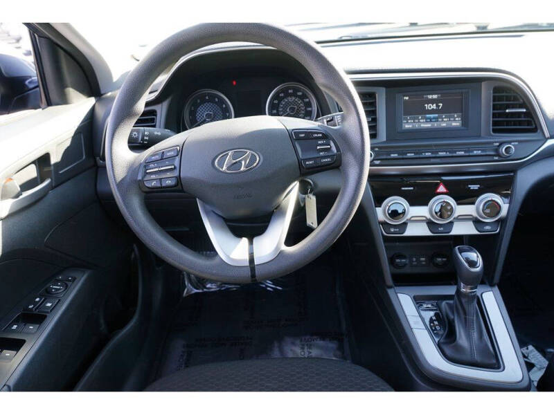 2019 Hyundai Elantra