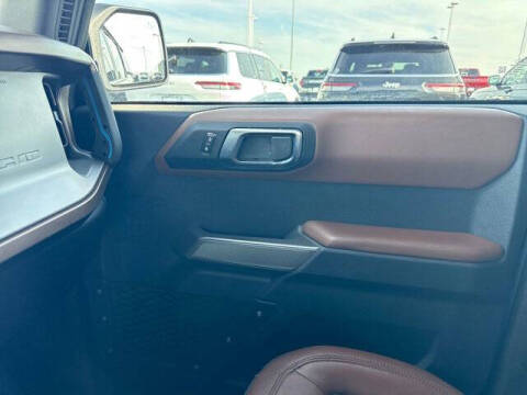 2023 Ford Bronco Outer Banks Advanced