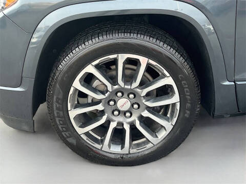 2020 GMC Acadia Denali