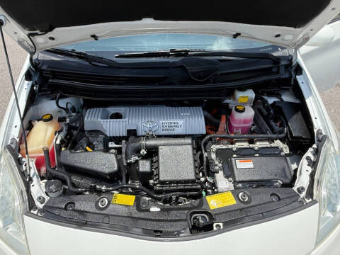 2013 Toyota Prius Three