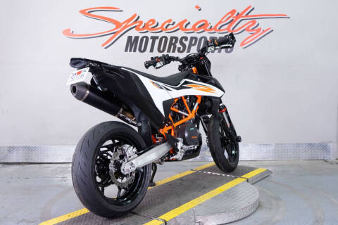 2019 KTM 690 SMC R