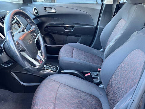 2018 Chevrolet Sonic LT Auto