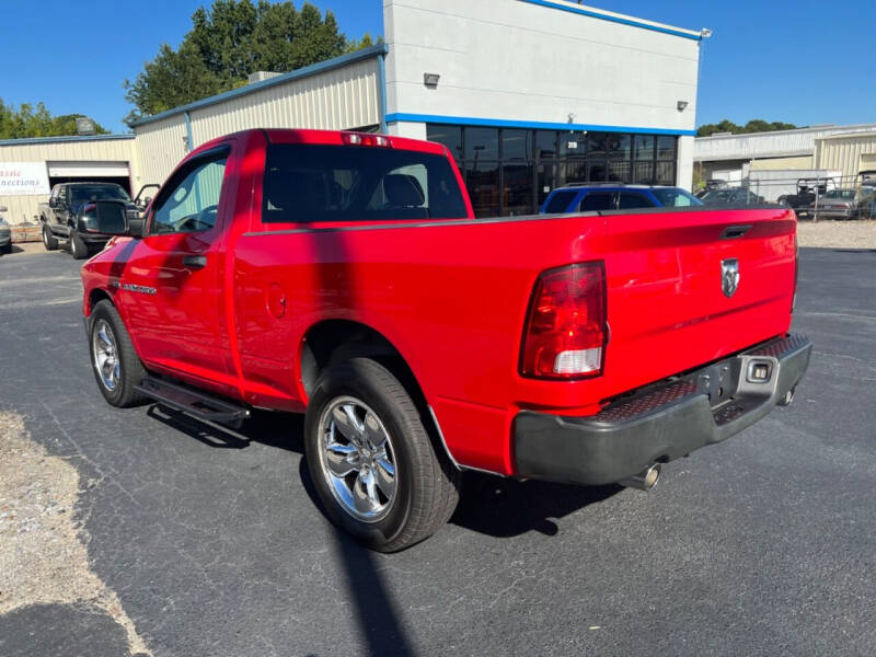 2012 RAM 1500 ST