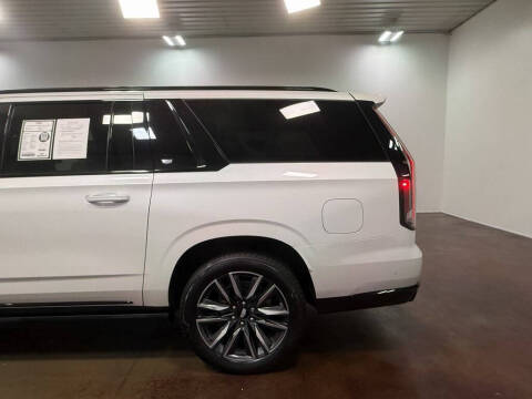 2021 Cadillac Escalade ESV Sport Platinum