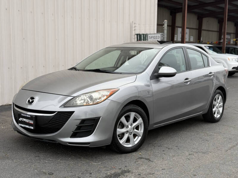 2010 Mazda MAZDA3 i Touring