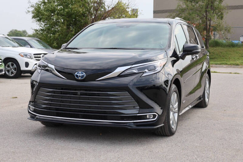 2021 Toyota Sienna Platinum 7-Passenger