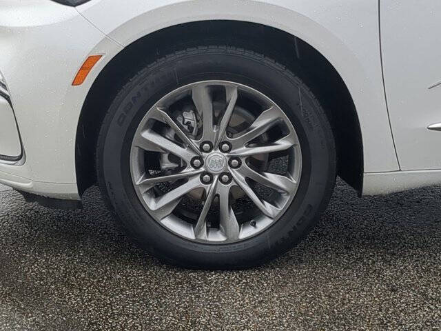 2022 Buick Enclave Avenir